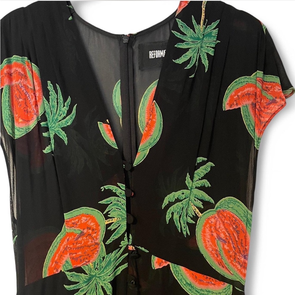 Gorgeous Reformation maxi dress with watermelon and palm tree print 🍉🌴🖤